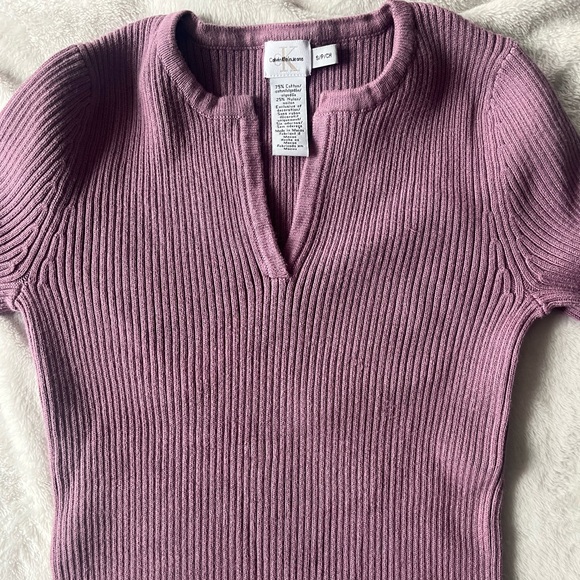 Calvin Klein Jeans Purple LongSleeve for women! - Picture 1 of 4